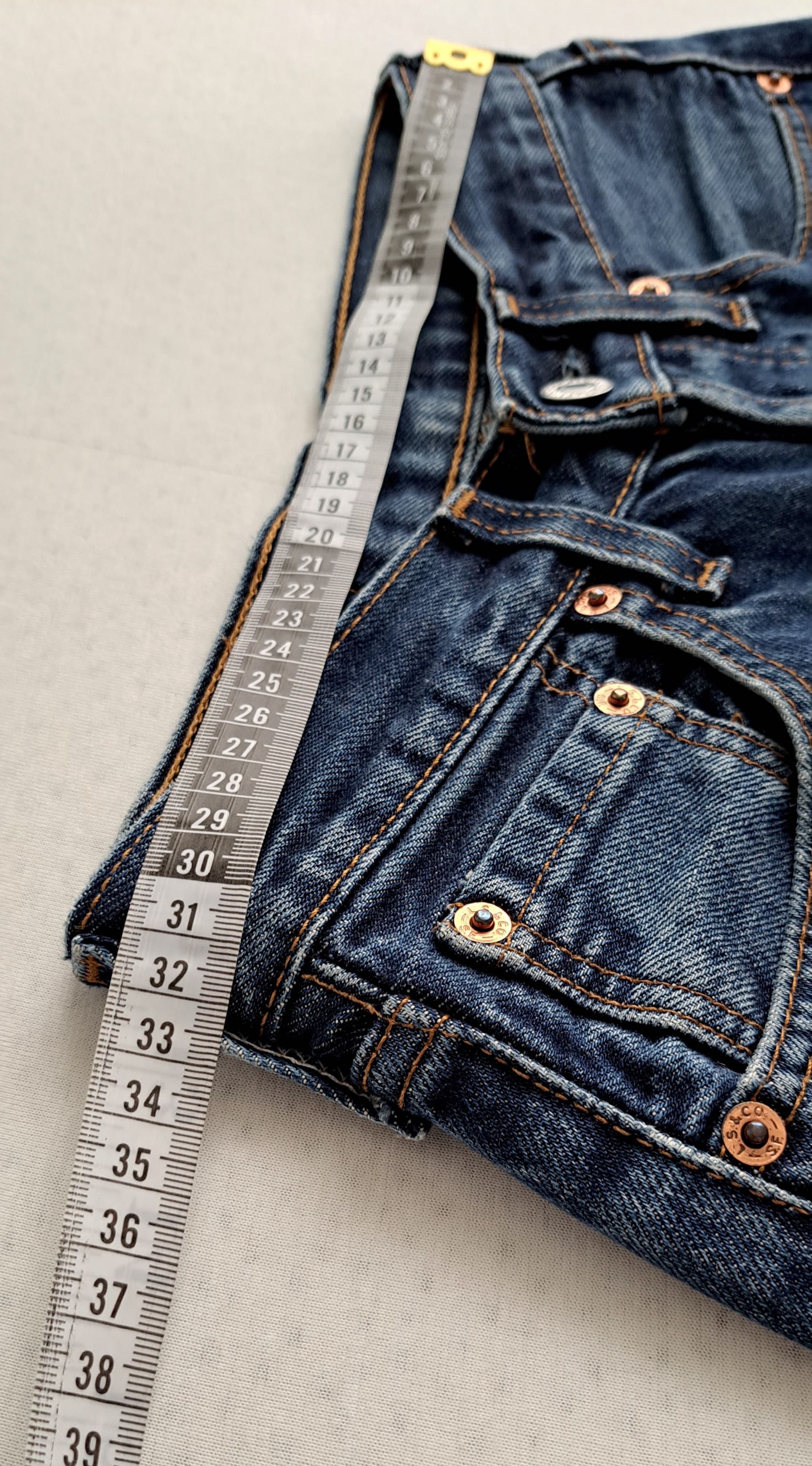 Jeans Levi's 501 W26 W27 XS albastru