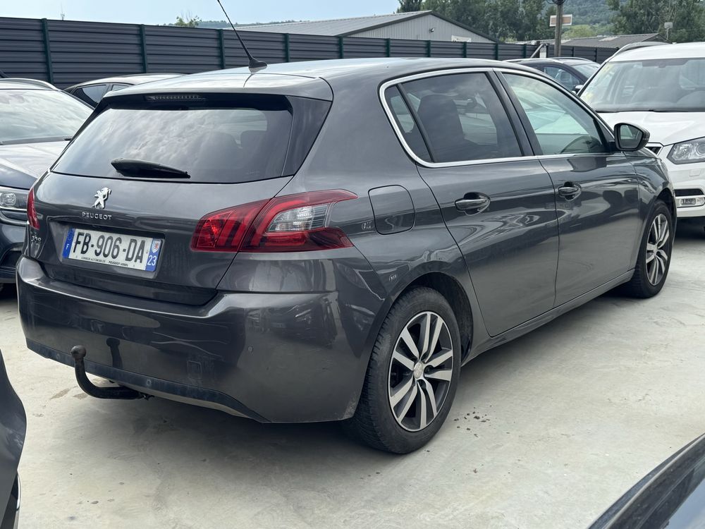 Peugeot 308 2018 | 1.2 Benzină