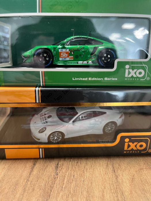 IXO Models Porsche Carrera 911 GT3 R колекция модел мащаб 1:43 Нови