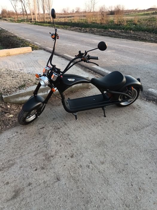 Scutere de vanzare