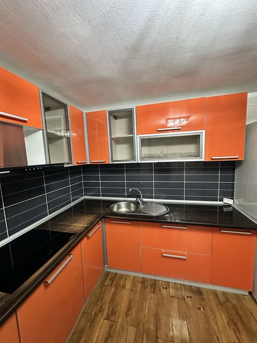 Mobila de bucatarie si electrocasnice