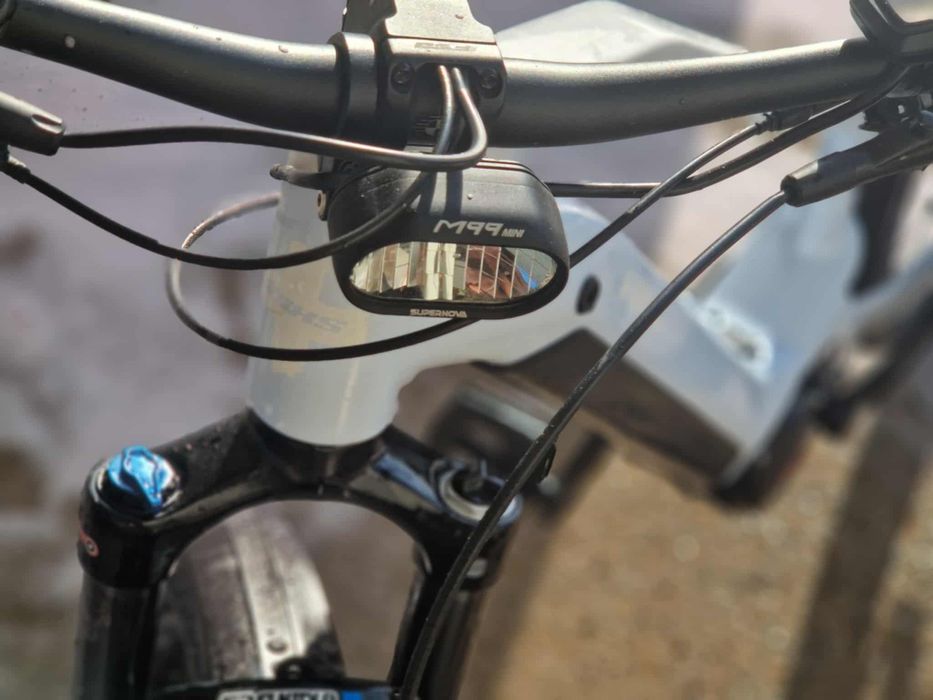 Bicicleta electrica BIXS Glacier