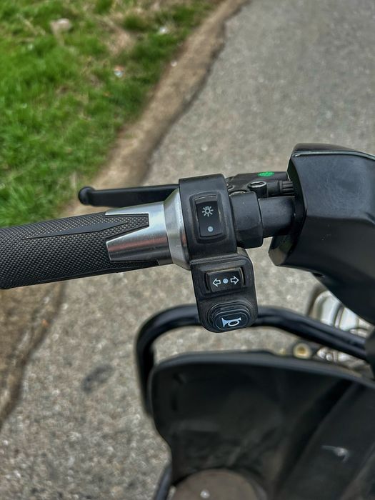 Scuter Electric 2 persoane