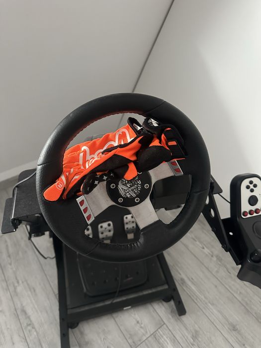 Volan Gaming Logitech Pedale/Schimbator/Stand/Suport