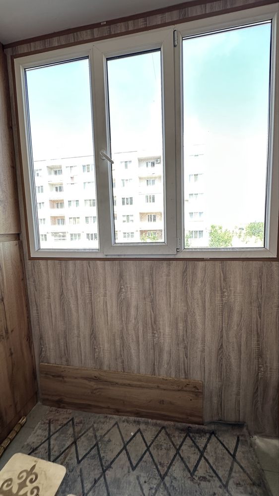 Балкон почти новый
