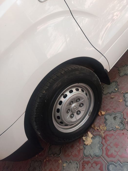 Hyundai Starex H1