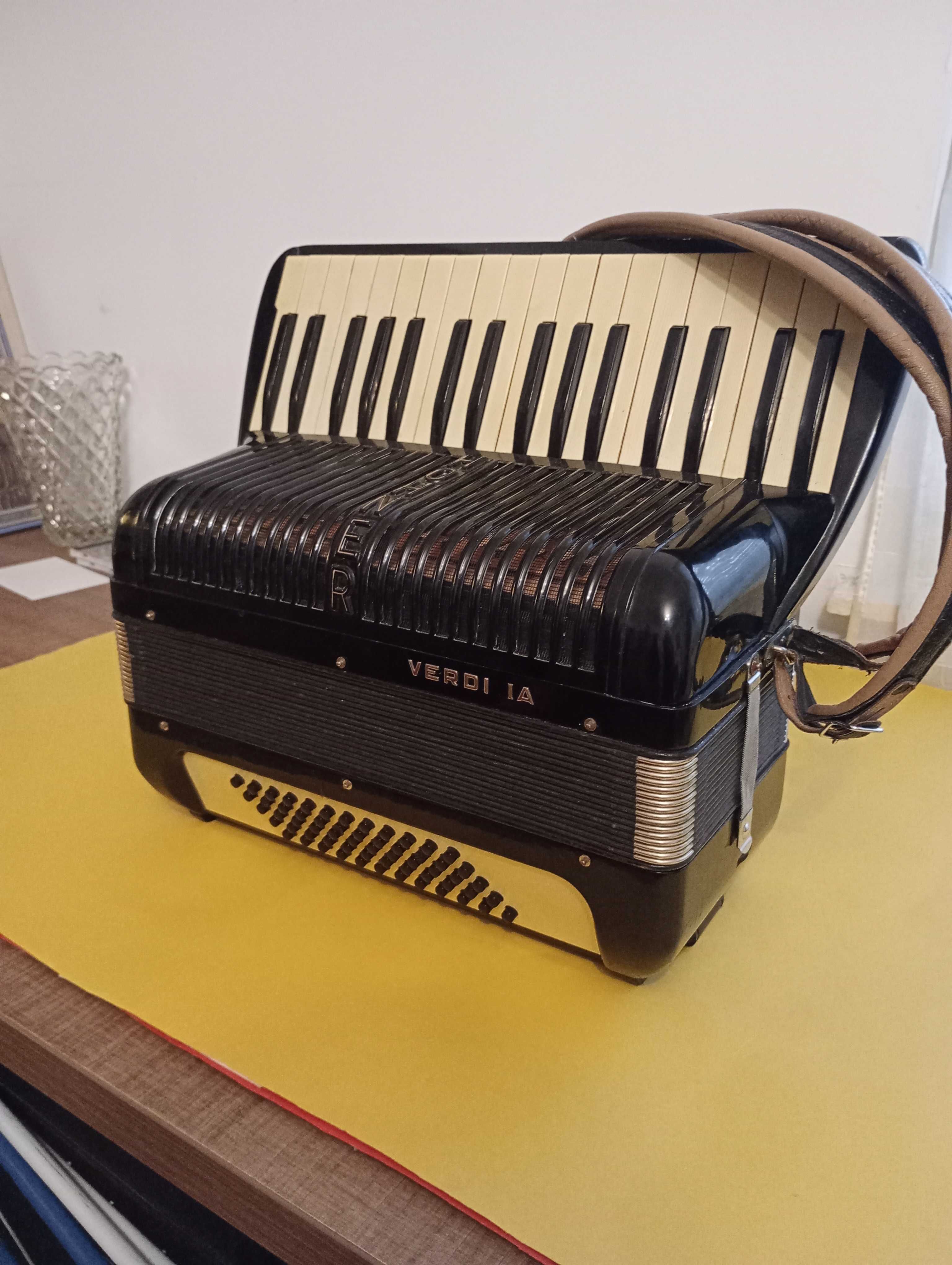 Acordeon Hohner vedi 1A