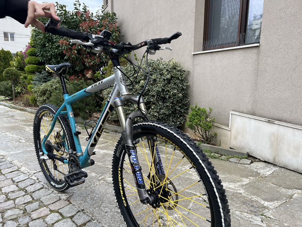 Велосипед YETI -26 Shimano deore , fox