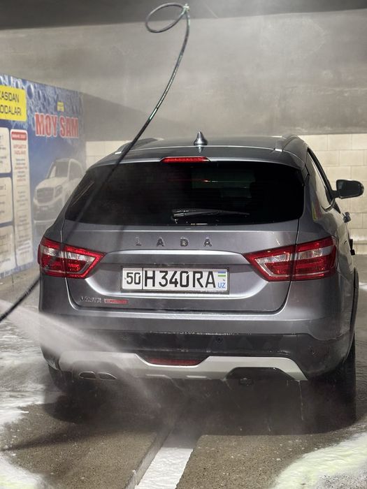 Lada Vesta SW Cross 1.8