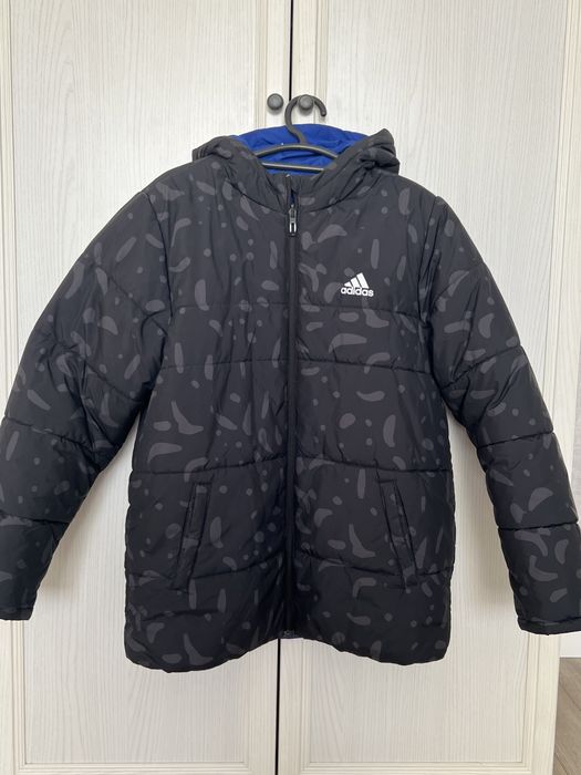 Продам куртку на подростка