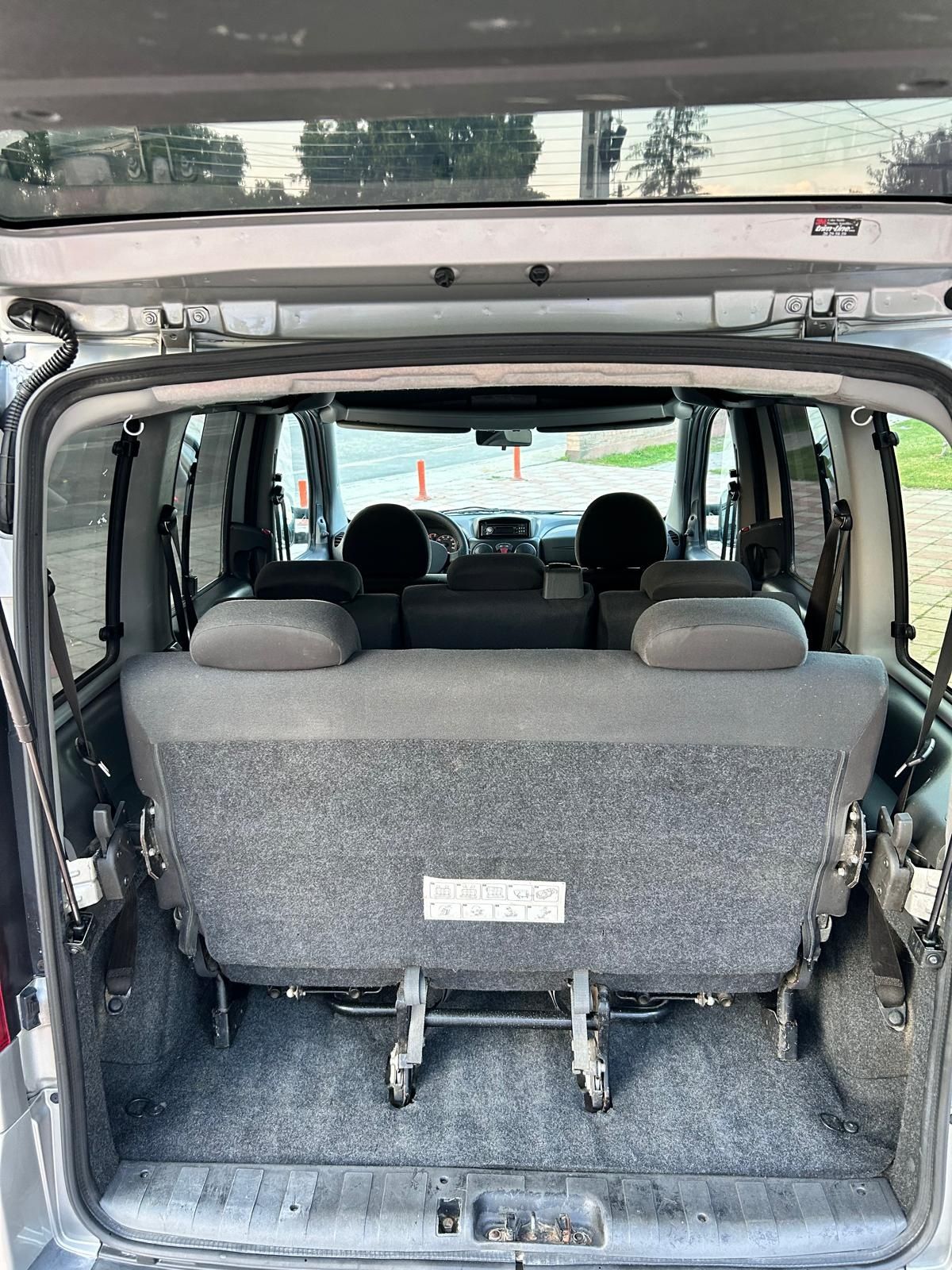 Fiat Doblo 1.3 Multijet 7 locuri