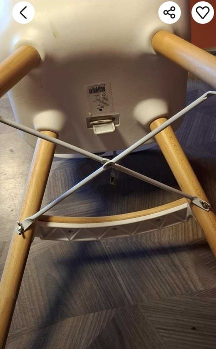 Детско дървено столче за хранене