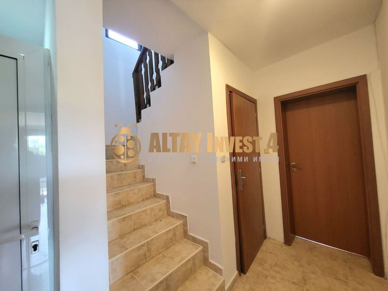 Продава се Къща в с. Юнец, Област Варна - 185 кв.м за 811 €/кв.м - Снимка #7
