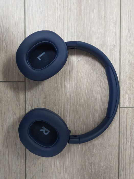 Casti JBL Tune 710BT