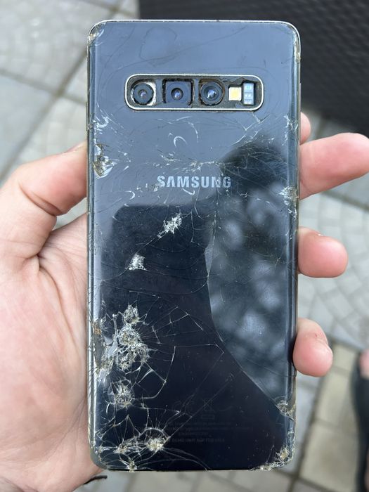 Vand samsung galaxy s10 pentru piese