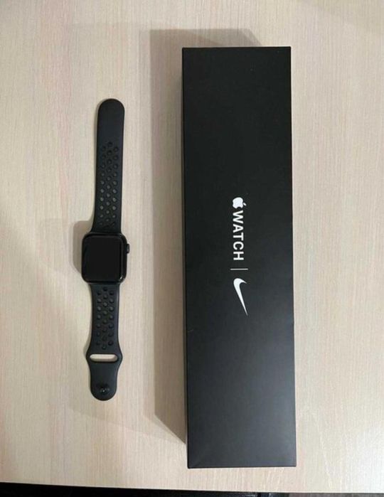 Apple watch se 40мм