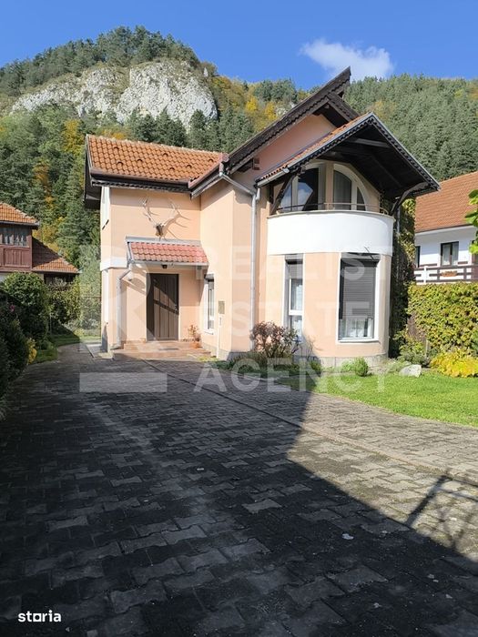 Casă de vânzare în Bran – la 1,5 km de Castelul Bran