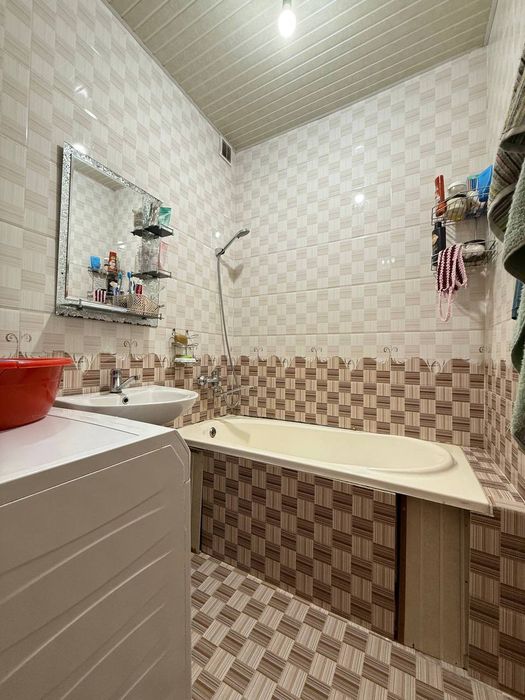 Продажа 2в3/4/4 на Юнусабад-11, 3 хонали сотилади