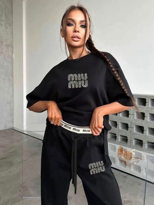 Дамски черен комплект