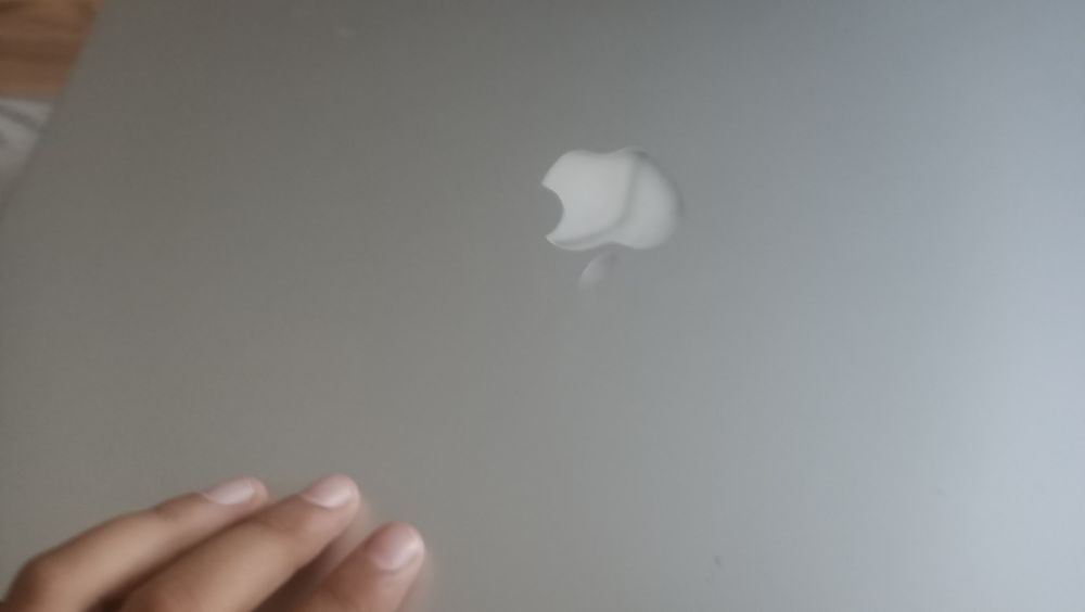 Vând macbook  predare personala in Râmnicul Vâlcea