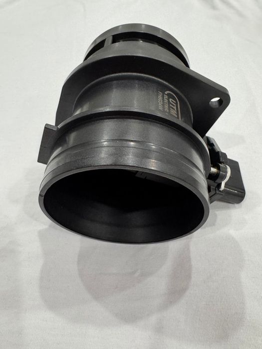 Датчик массового расхода воздуха ДМРВ