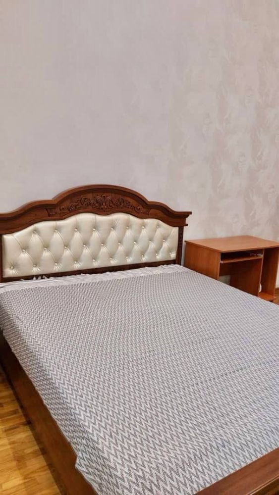 Сдается в аренду 3 ком. квартира 130 м.кв метро Ойбек