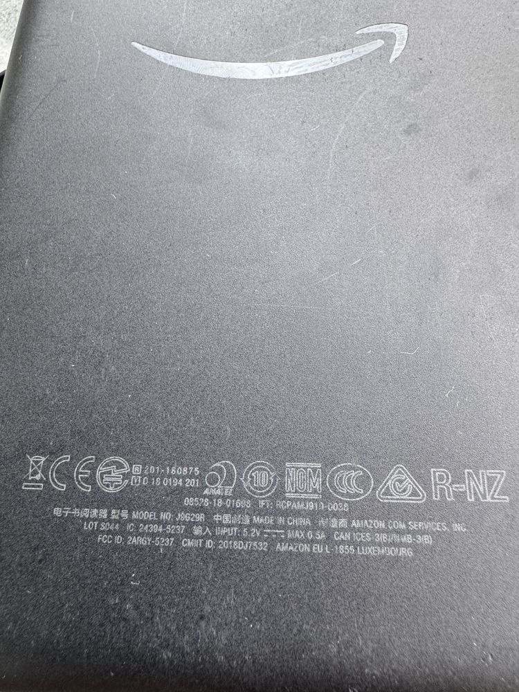 Продавам Amazon Kindle Touch 2019 J9G29R 6 Inch