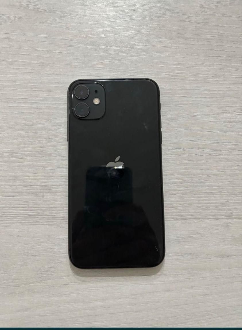 Iphone 11  с хорошим состоянием