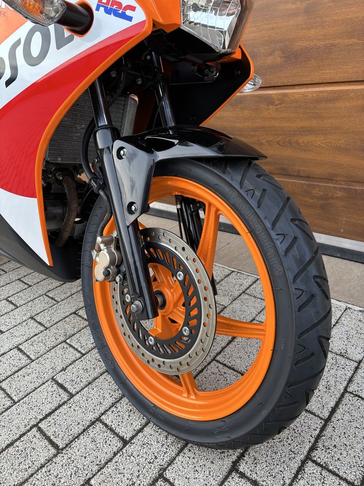 Honda Cbr 125 R Repsol Categoria A1 16 ani