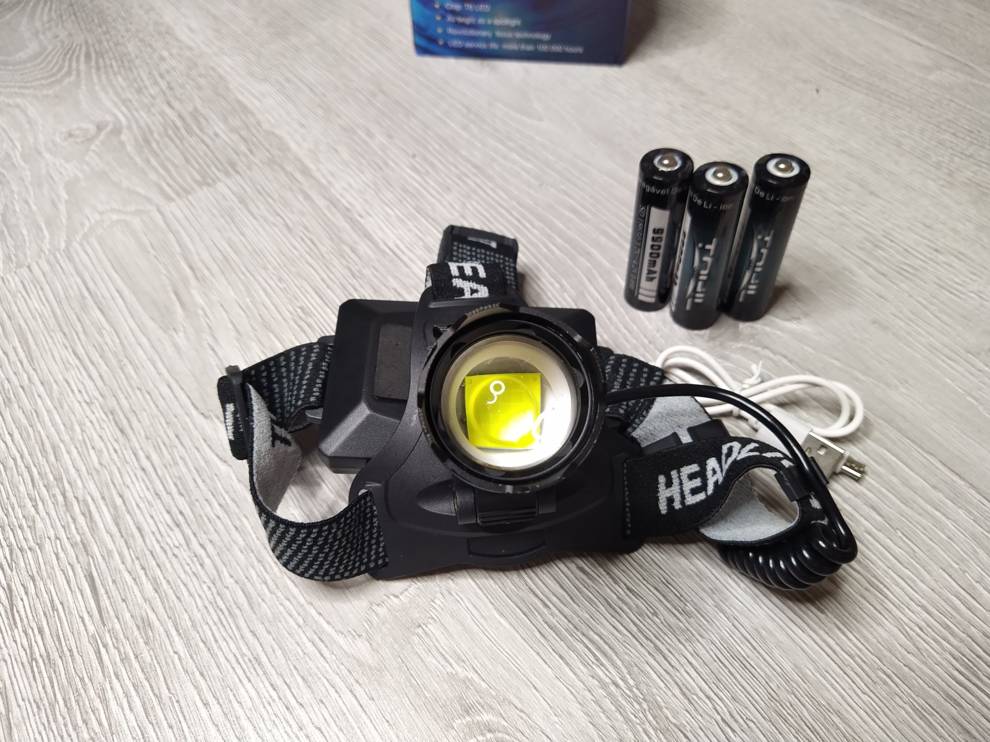XHP160 - Cea mai puternica lanterna de cap cu LED 16 nuclee