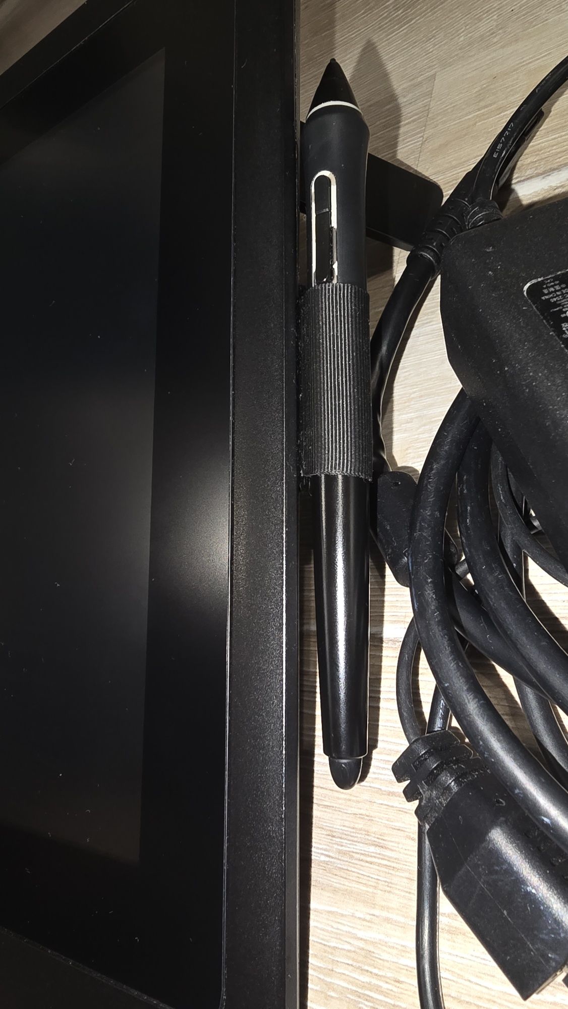Графичен таблет  WACOM CINTIQ 16"