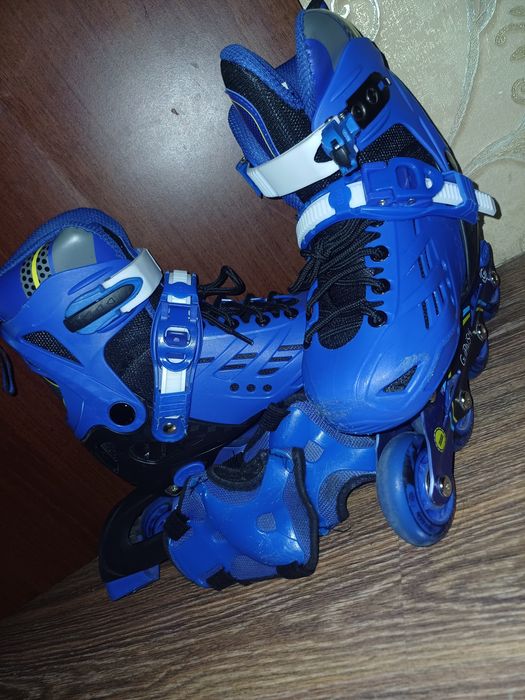 Продам ролики. В хорошем состояние.