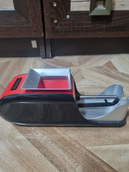 Mașina electrica de făcut tigari