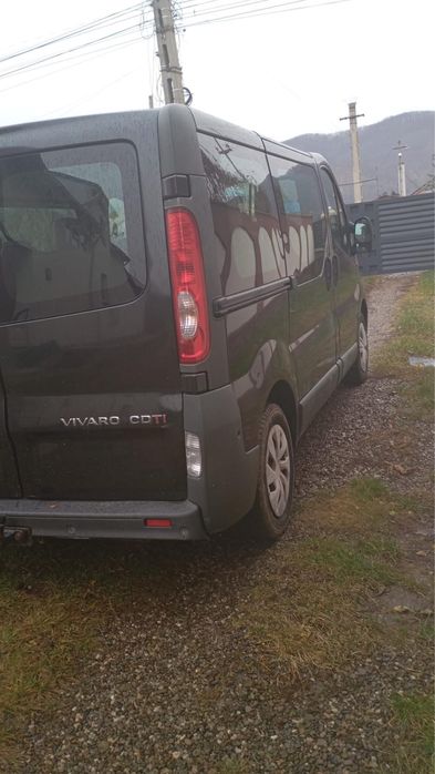 Opel Vivaro 8+1 2.0 diesel 2013