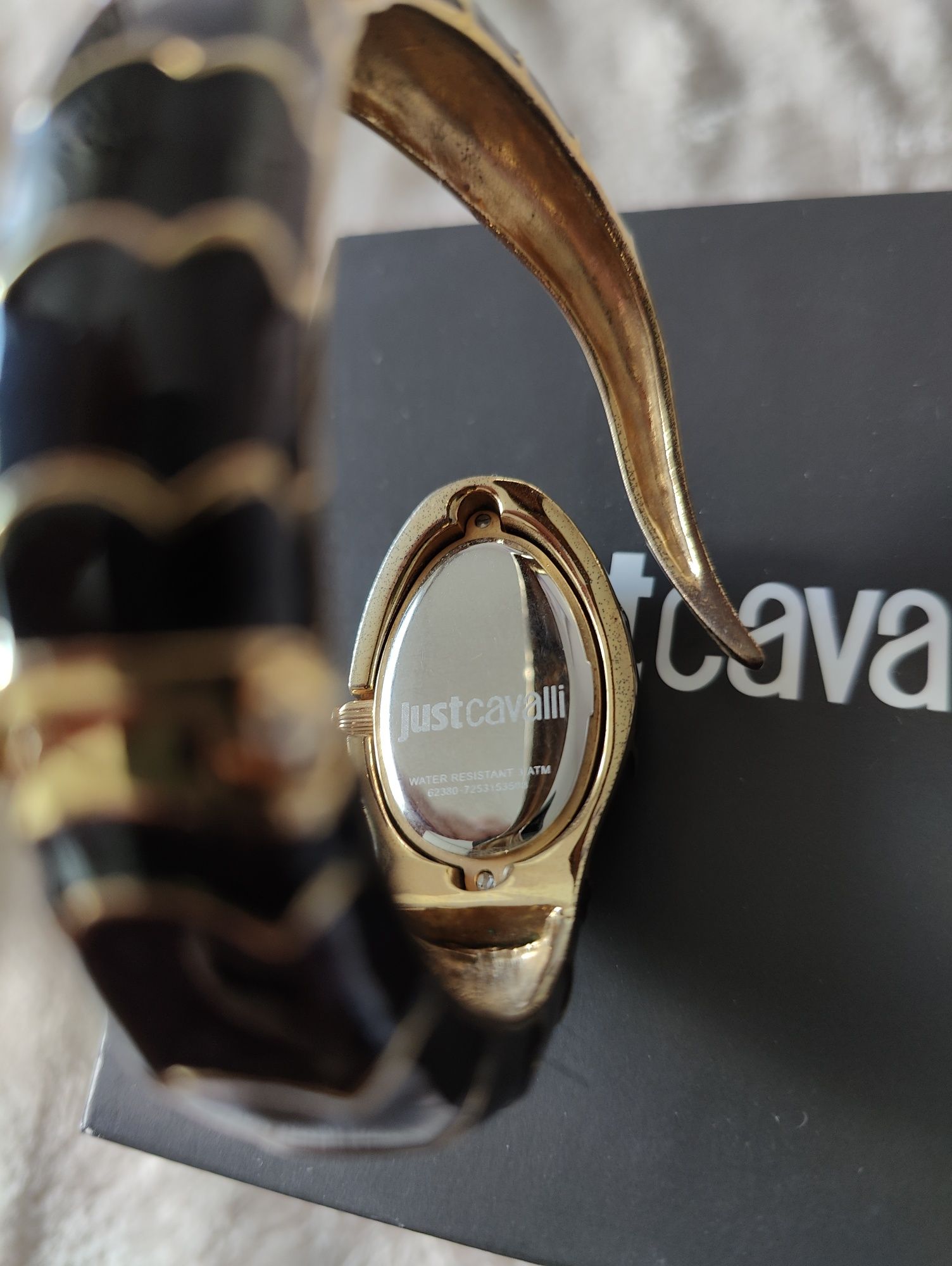 Дамски рядък часовник Just Cavalli
