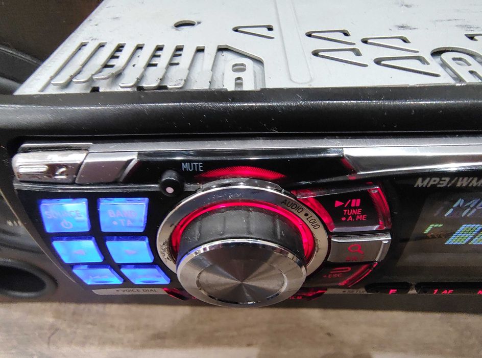 Висок клас ALPINE CDE-9882Ri USB / CD / MP3