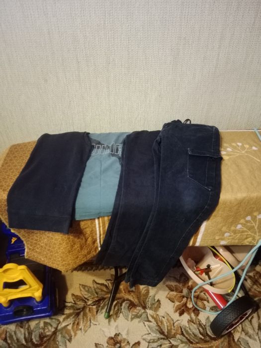 Продам штаны на мальчика