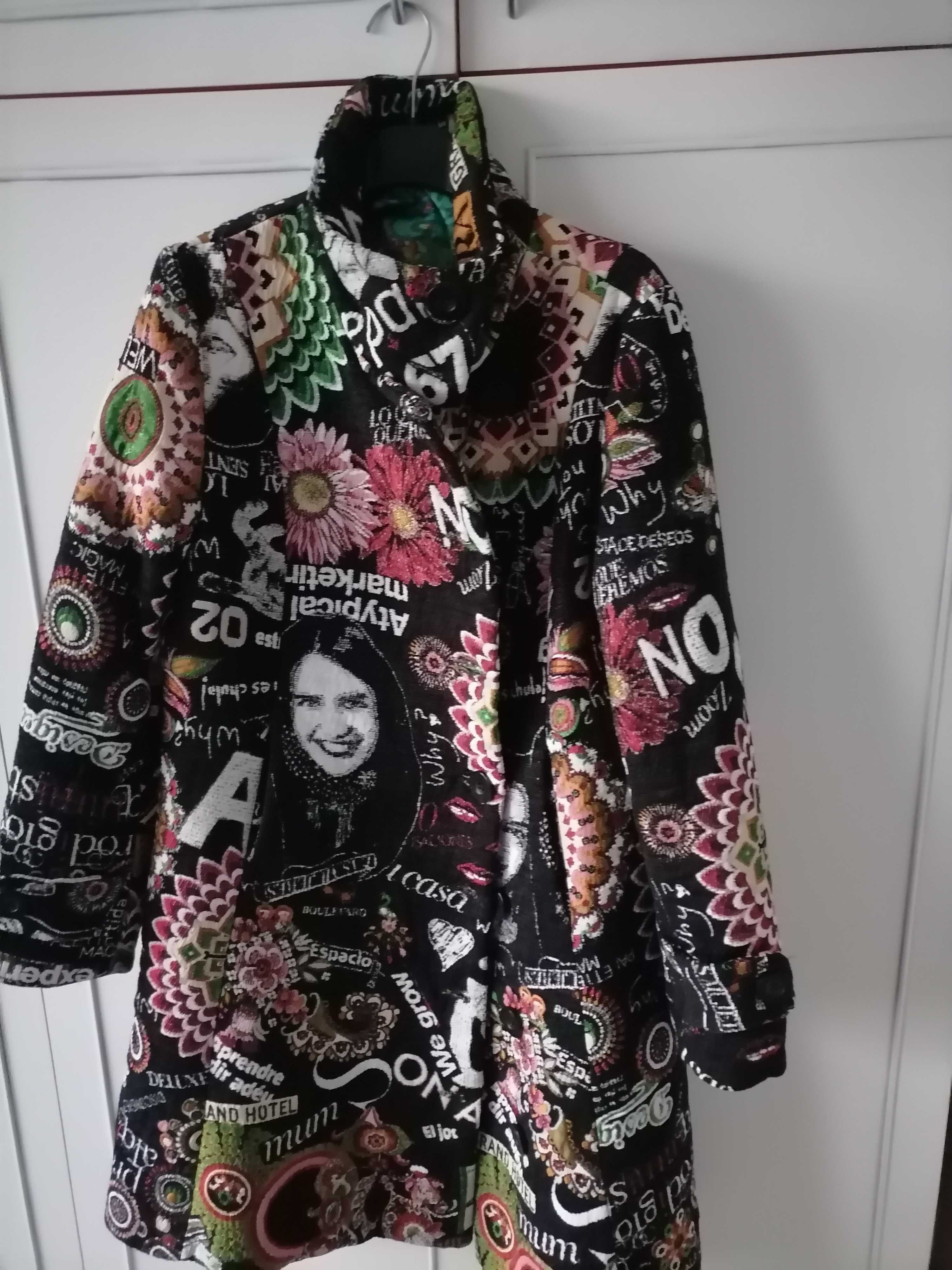 Страхотно палто Desigual