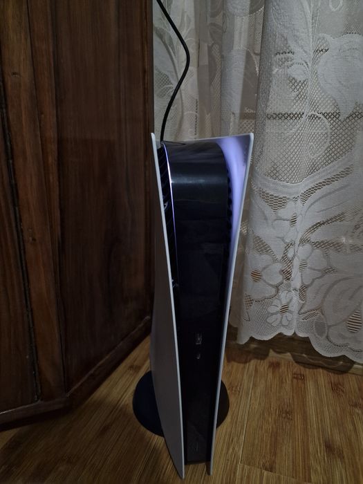 Laptop Gaming HP Victus+ PlayStation 5/ Schimb