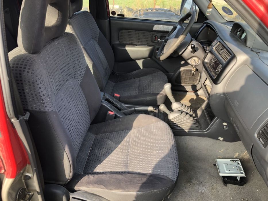 Dezmembrari dezmembrez piese mitsubishi l200 an 2005 motor 2500diesel