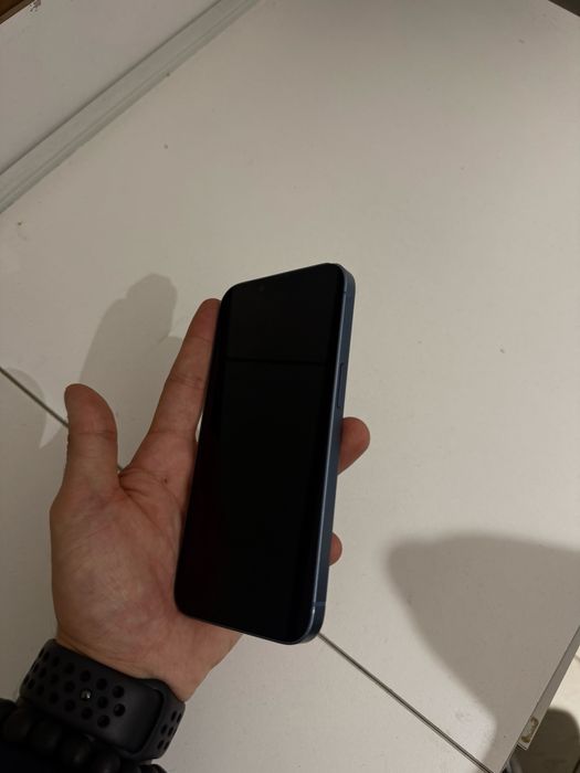 iPhone 14  на 128г