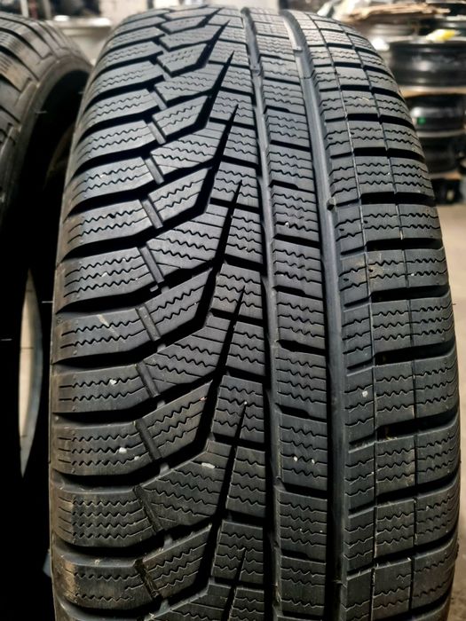 2 x Anvelope iarna 215/65/R17 99H Hankook Winter icept evo2 SUV (2021)