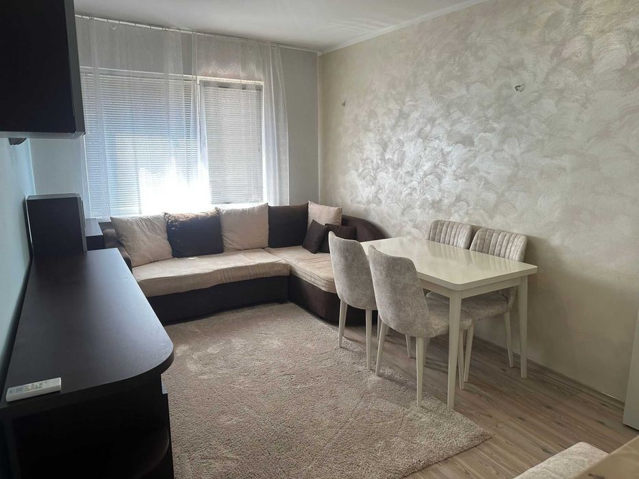 Дава се под наем Двустаен апартамент в Бургас, Възраждане - 50 кв.м за 165.75 € - Снимка #2