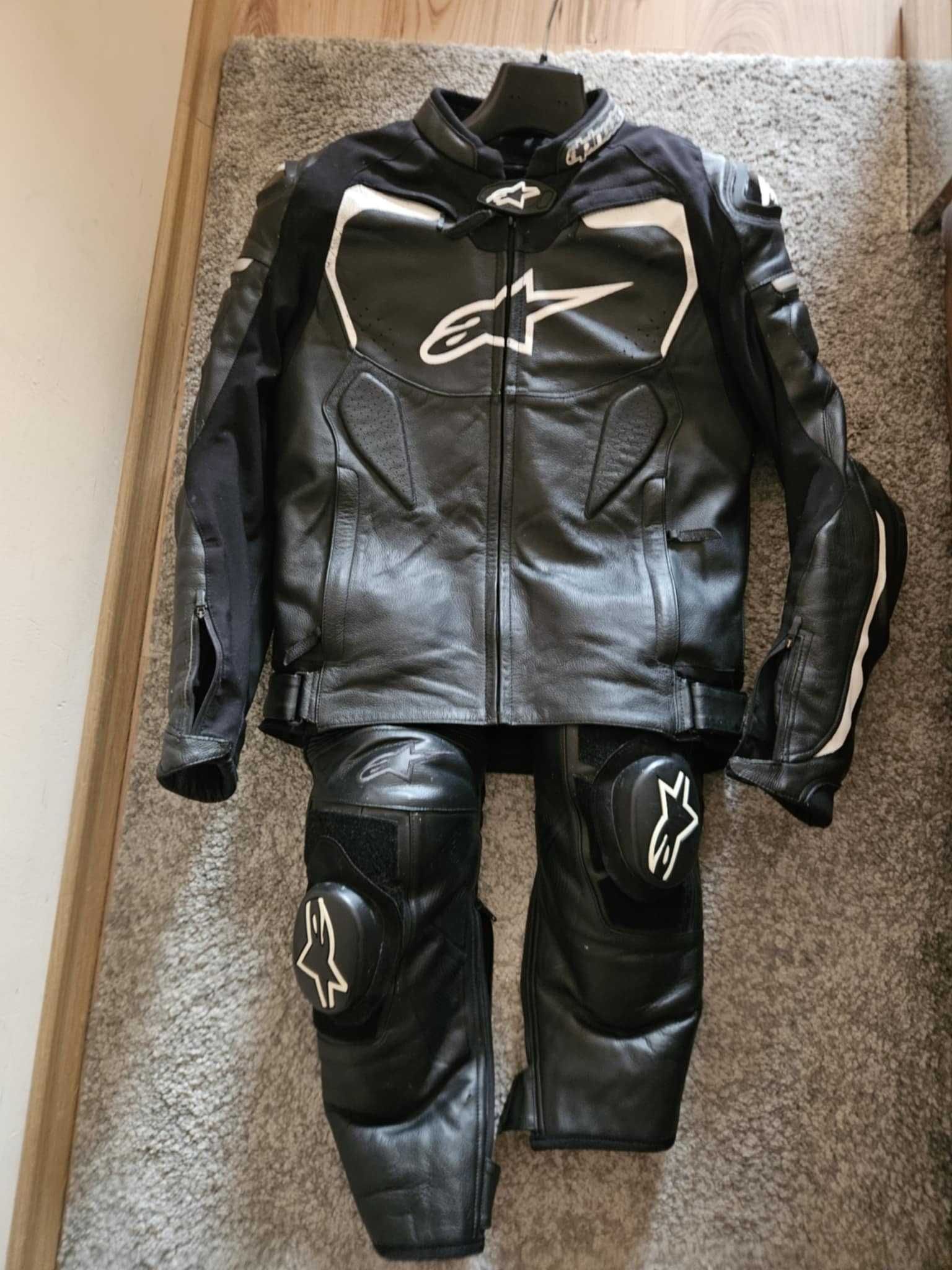 Мото екипировка Alpinestars — яке, панталон и ботуши.