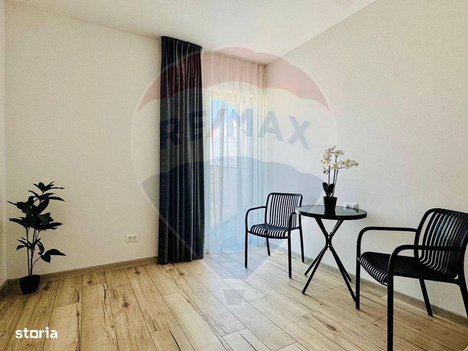 Apartament cu 3 camere de vânzare în zona Universitatii