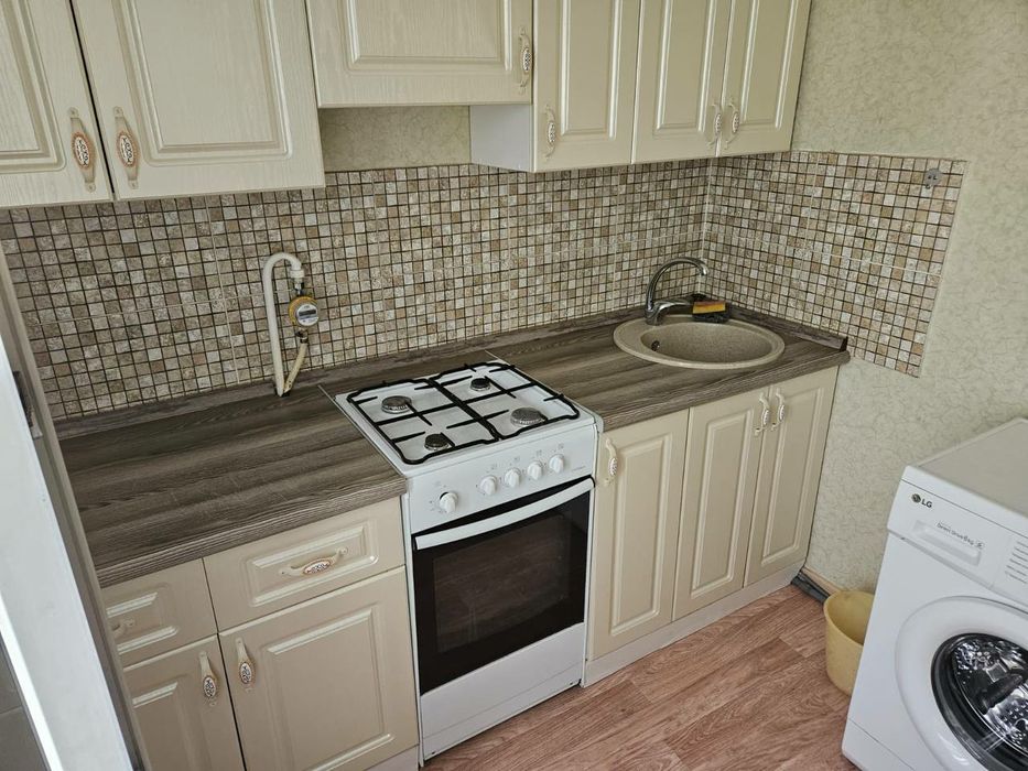 Ибн Сино 2 Янги тошми