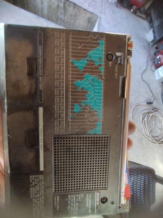 Sony icf world in stare perfecta fara lipsuri