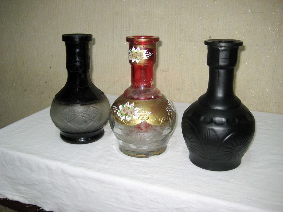 Колба для кальяна ест большой и маленький отличном целом состоянии!