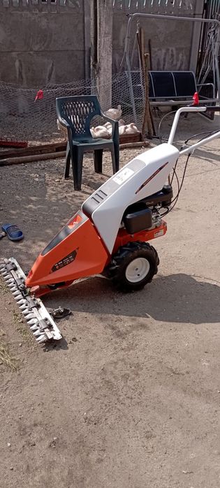 Vând sau schimb motocositoare de masă nouă