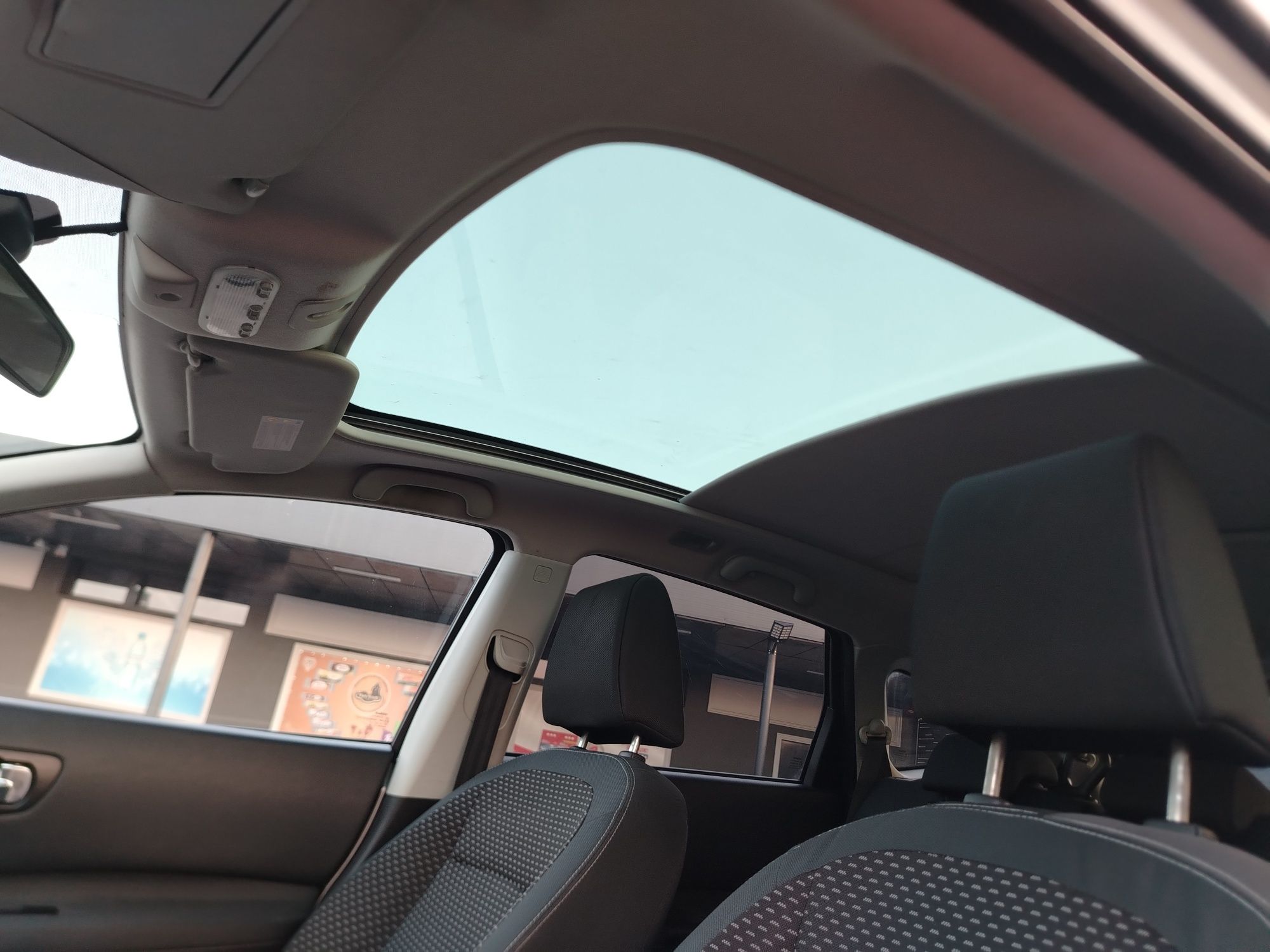 Nissan Qashqai+2 1.5 dci 110cp, 7 locuri